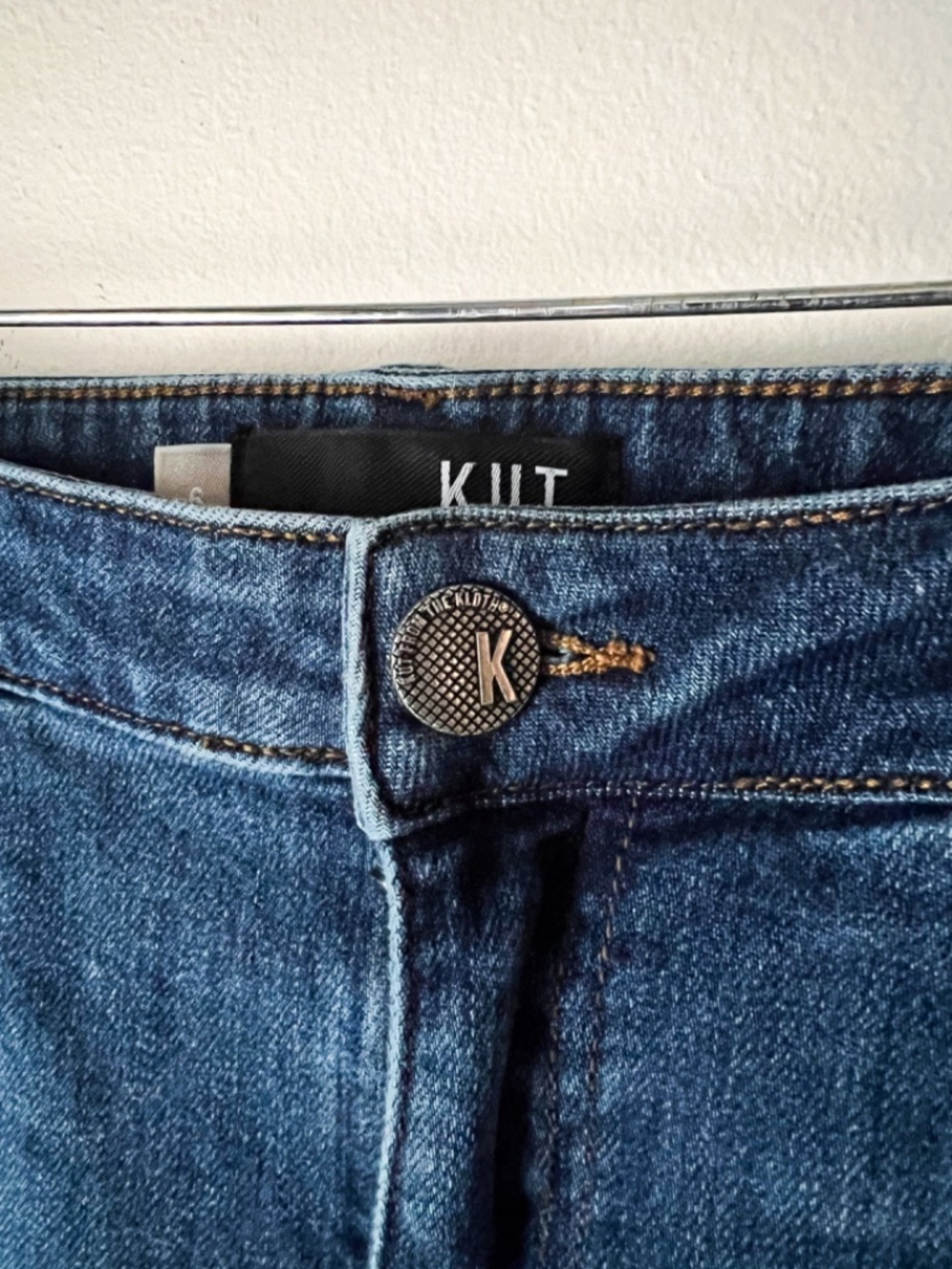 KUT from the Kloth Kelsey Ankle Flare Jeans | Raw Hem Cropped Boho Western - Picture 2 of 7